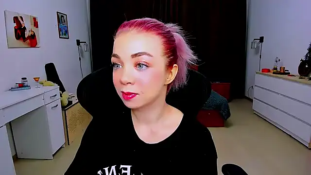 littleSiyfairy online show from 12/05/24, 03:26