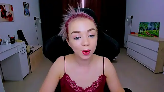 littleSiyfairy online show from 12/20/24, 06:19