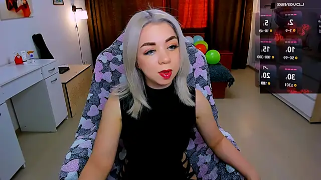 littleSiyfairy online show from 02/12/25, 11:40