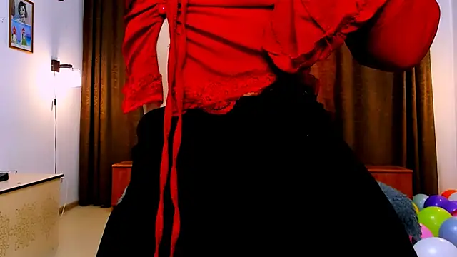 littleSiyfairy online show from 02/13/25, 08:38
