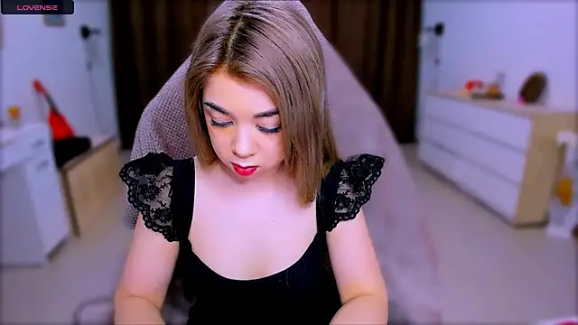 littleSiyfairy online show from 03/19/25, 01:18