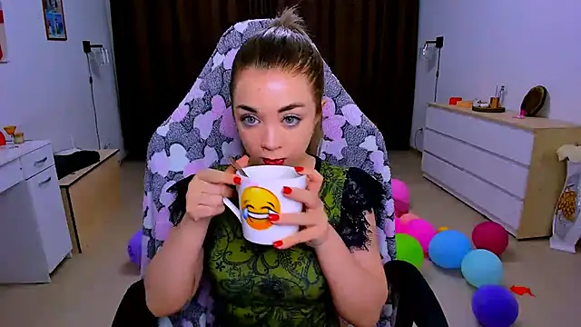 littleSiyfairy online show from 03/22/25, 03:42