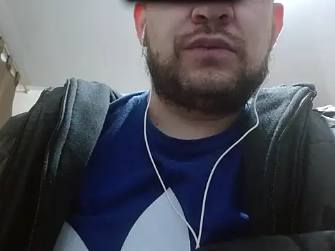 camiloking1720 online show from 10/01/25, 10:05