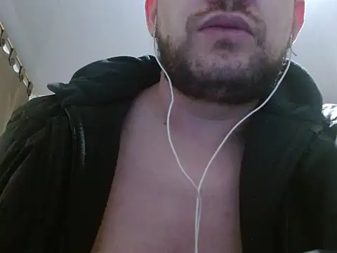 camiloking1720 online show from 10/22/25, 10:42