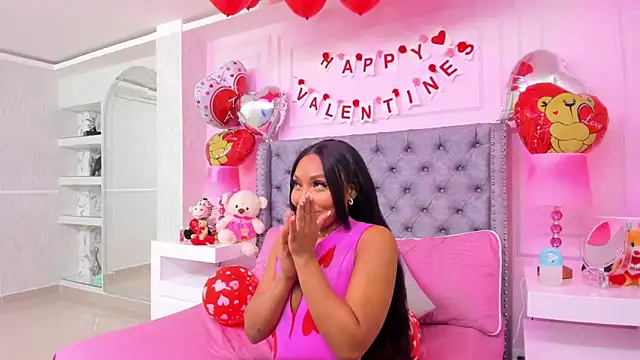 Snapshot of HaileeRoberts chatting on 02/14/25, 12:14 HaileeRoberts online show from 02/14/25, 12:14