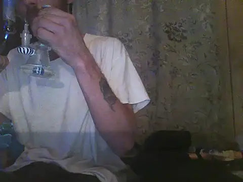 Snapshot of luke_thighwalker2469 chatting on 11/16/25, 02:55 luke thighwalker2469 online show from 11/16/25, 02:55