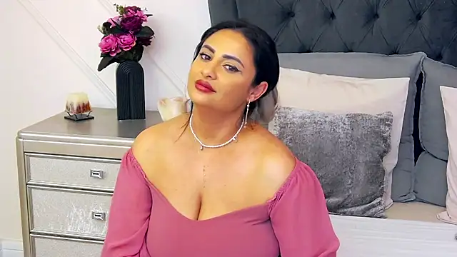 MayaJansen online show from 01/07/25, 02:42