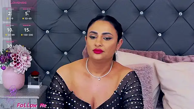 MayaJansen online show from 02/24/25, 05:00