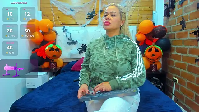 Dulcex69 online show from 10/24/25, 10:00