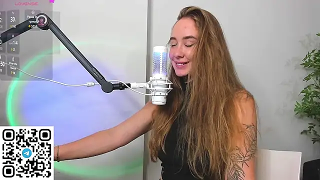 AngelPaull online show from 02/11/25, 12:38