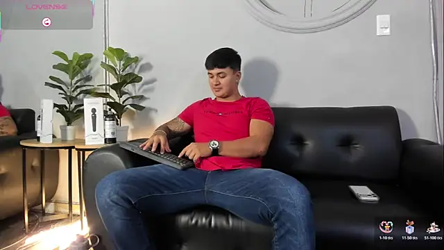 Cristopher strong online show from 06/03/26, 01:46
