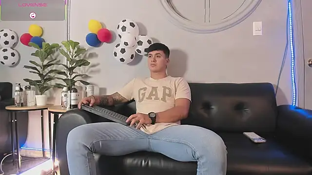 Cristopher strong online show from 07/01/26, 12:40