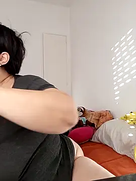 Snapshot of Sole_Love chatting on 11/14/25, 09:13 Sole Love online show from 11/14/25, 09:13