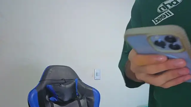 Demitryo online show from 10/15/25, 03:39