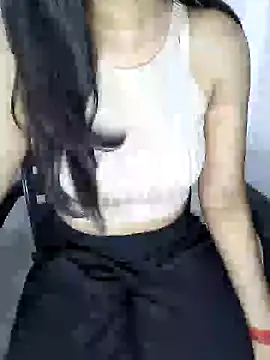 Snapshot of Ms_Neera chatting on 03/04/25, 04:52 Ms Neera online show from 03/04/25, 04:52