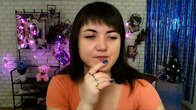 Darina M  online show from 01/15/25, 05:40