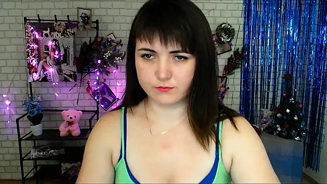 Darina M  online show from 01/17/25, 10:22