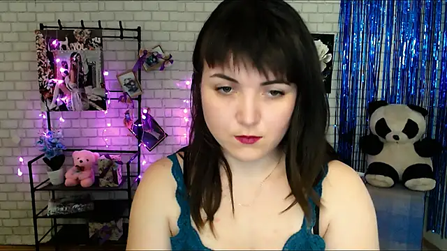 Darina M  online show from 01/28/25, 11:38
