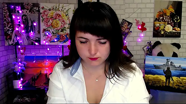 Darina M  online show from 09/27/25, 04:39