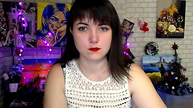Snapshot of Darina_M_ chatting on 12/21/25, 06:53 Darina M online show from 12/21/25, 06:53