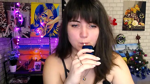 Snapshot of Darina_M_ chatting on 01/16/26, 05:44 Darina M online show from 01/16/26, 05:44