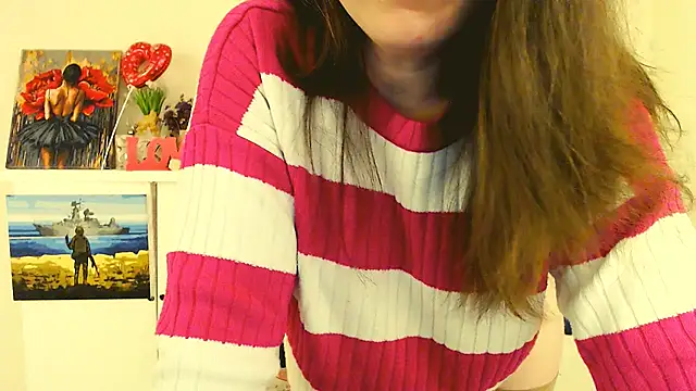 Snapshot of Darina_M_ chatting on 03/04/26, 05:46 Darina M online show from 03/04/26, 05:46