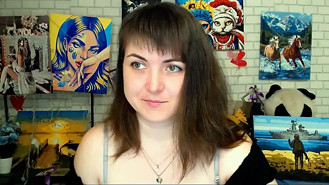 Snapshot of Darina_M_ chatting on 04/03/26, 04:32 Darina M online show from 04/03/26, 04:32