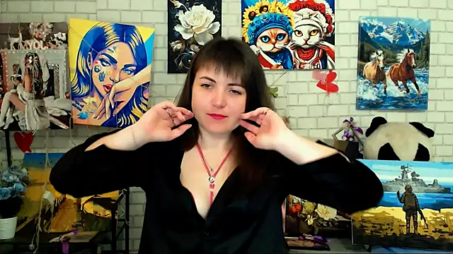 Snapshot of Darina_M_ chatting on 04/07/26, 04:46 Darina M online show from 04/07/26, 04:46