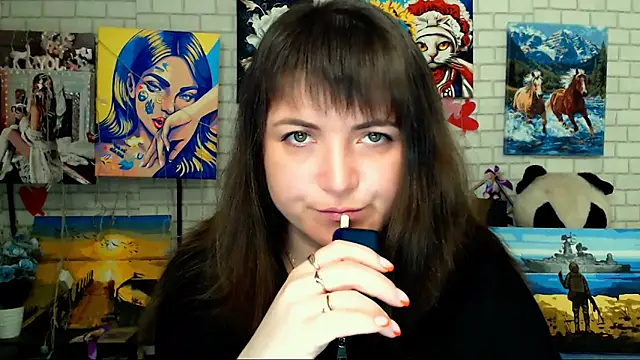 Snapshot of Darina_M_ chatting on 04/17/26, 04:26 Darina M online show from 04/17/26, 04:26