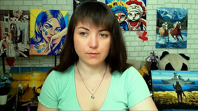 Snapshot of Darina_M_ chatting on 04/21/26, 03:35 Darina M online show from 04/21/26, 03:35