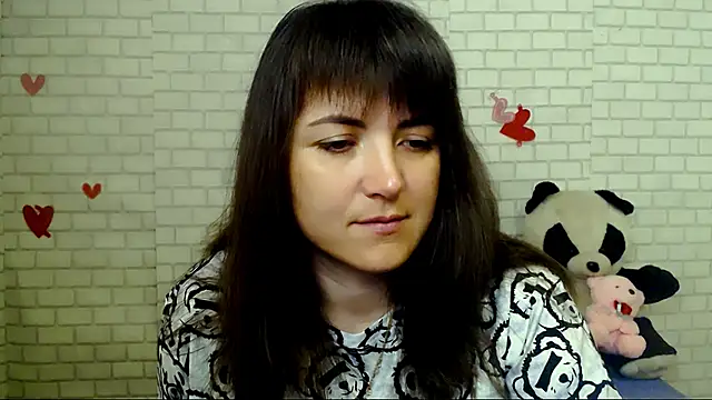 Snapshot of Darina_M_ chatting on 05/07/26, 04:29 Darina M online show from 05/07/26, 04:29