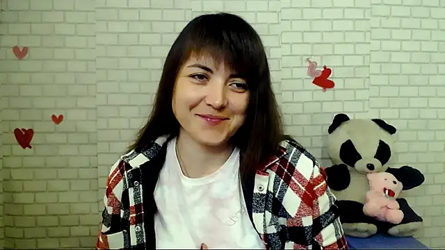 Snapshot of Darina_M_ chatting on 05/08/26, 04:40 Darina M online show from 05/08/26, 04:40