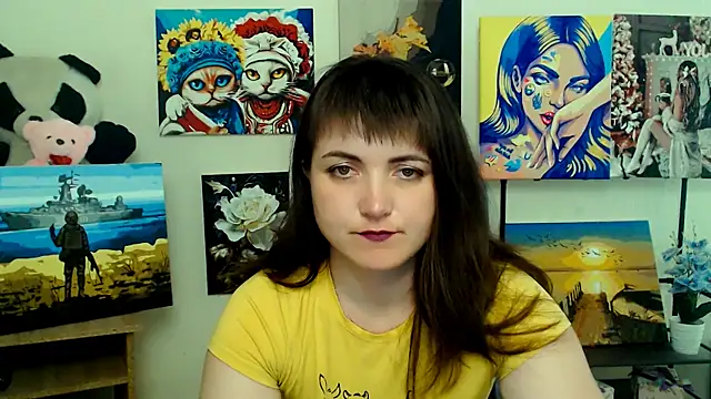 Snapshot of Darina_M_ chatting on 05/16/26, 10:36 Darina M online show from 05/16/26, 10:36