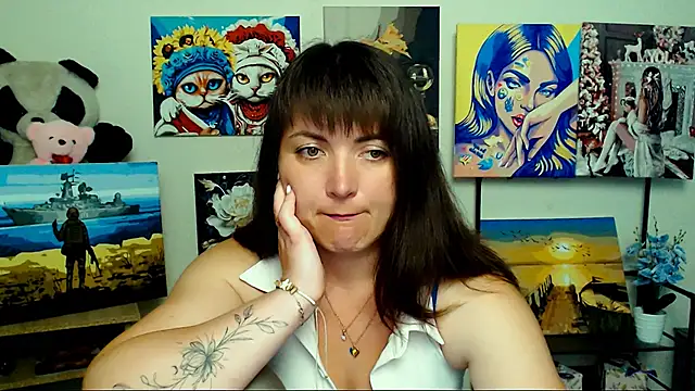 Darina M  online show from 06/20/26, 04:37