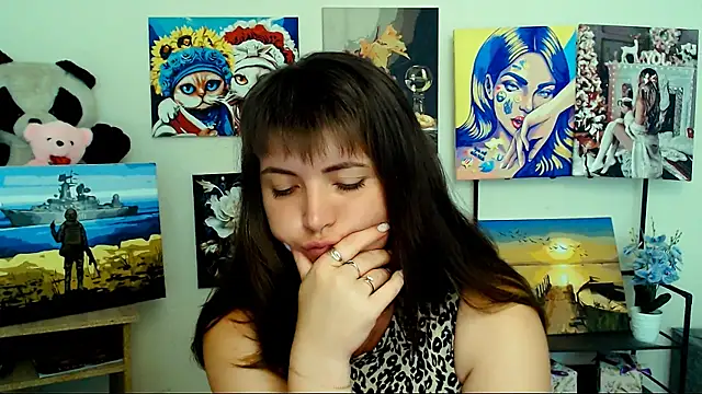 Darina M  online show from 07/07/26, 07:23