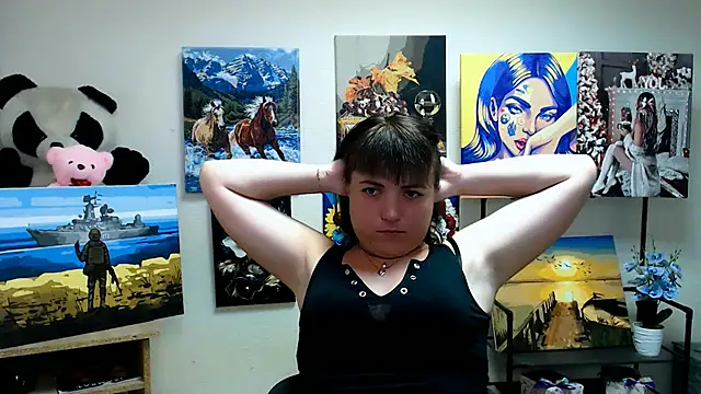 Darina M  online show from 07/23/26, 04:43