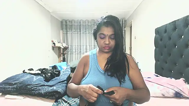 Indianmayaxoxo online show from 07/10/26, 05:26