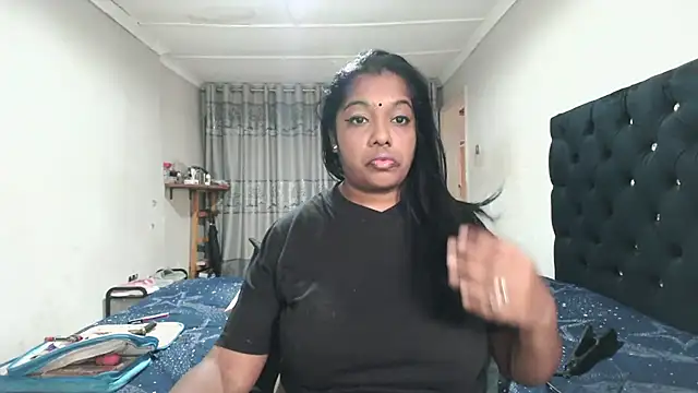 Indianmayaxoxo online show from 07/20/26, 12:40