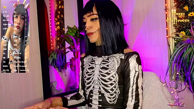 Micaela Rangel online show from 10/14/25, 02:12