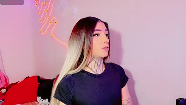 Micaela Rangel online show from 07/19/26, 04:27