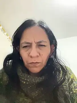 Freya Artemisa online show from 12/10/24, 07:47