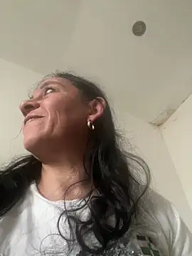 Freya Artemisa online show from 05/15/26, 10:28