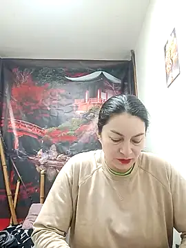 renata hot1 online show from 12/12/24, 12:01