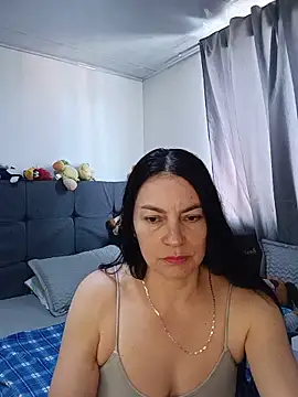 renata hot1 online show from 06/01/26, 07:15