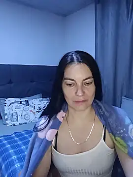 renata hot1 online show from 06/11/26, 02:53