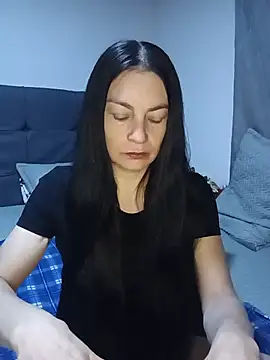 renata hot1 online show from 07/17/26, 12:39