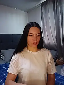 renata hot1 online show from 07/21/26, 09:17