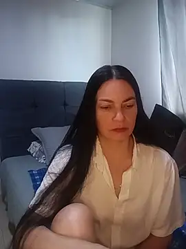 renata hot1 online show from 07/22/26, 08:44
