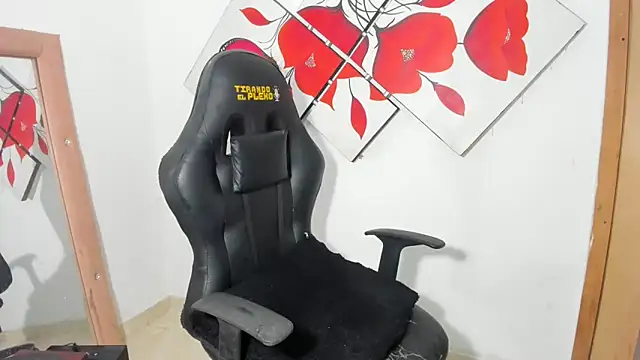 nairobbits online show from 12/23/24, 04:28