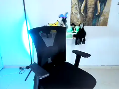 nairobbits online show from 10/13/25, 02:22